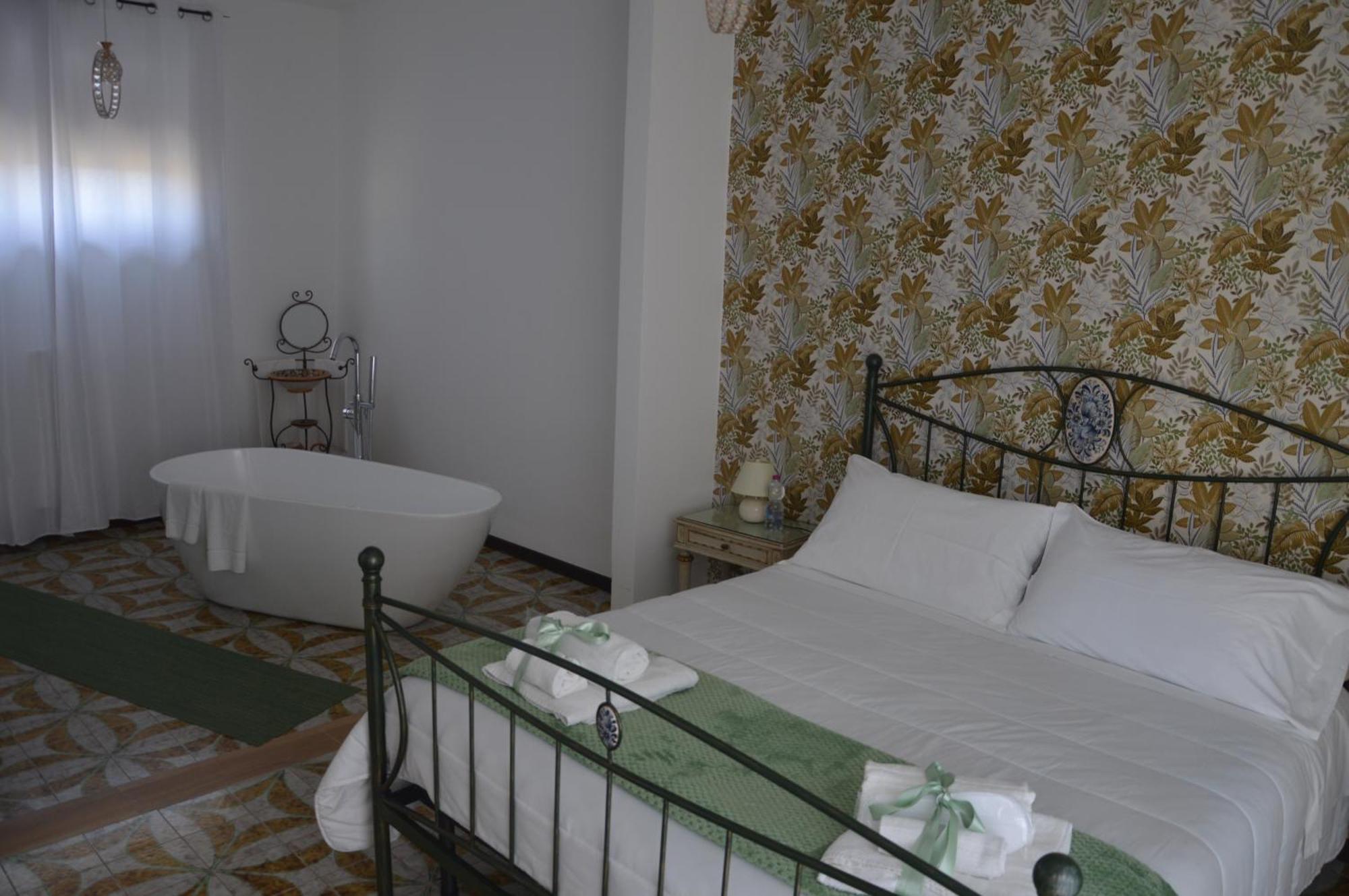 I Colori Della Sicilia Noblesse Appartement Caltagirone Buitenkant foto